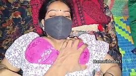 Indian Desi Bhabhi .